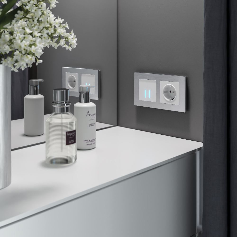 Рамка из металла Werkel Aluminium на 2 поста Алюминий W0021706 — изображение 2